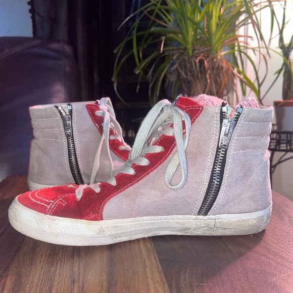 Golden Goose Unisex High-Top Suede Sneakers - Picture 4 of 10